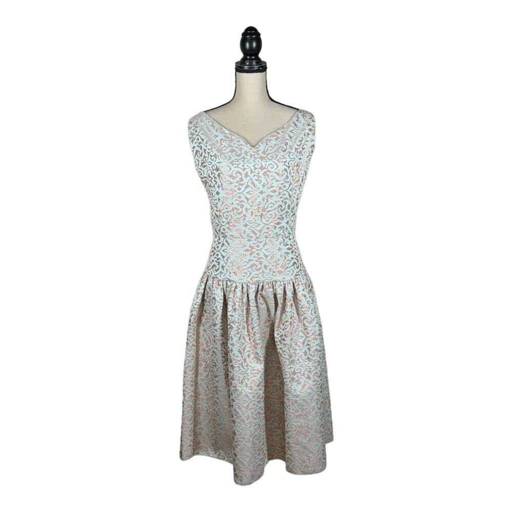 Queen of Heartz by Letty Tennant Metallic Retro Inspired Party Dress - Picture 2 of 5